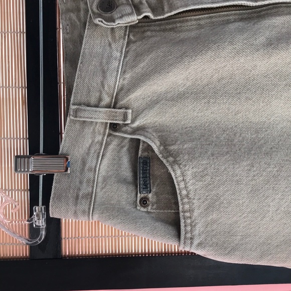 Lee Riveted Jeans - Picture 2 of 6